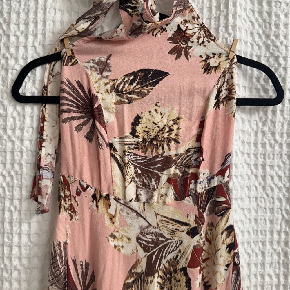 Aakaa Pink Floral Maxi Dress